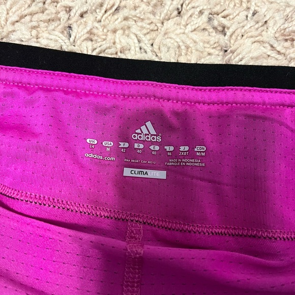 Women’s Adidas Tennis skirt size M in Pink and Black! - Picture 3 of 3